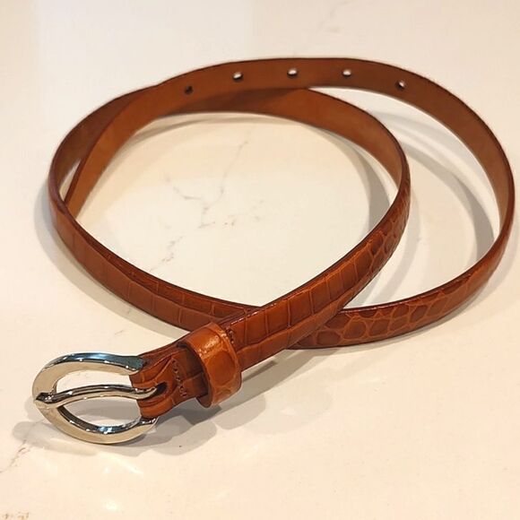 Talbot's Thin Croc Embossed Leather Belt Silver Buckle Italy - Picture 1 of 10